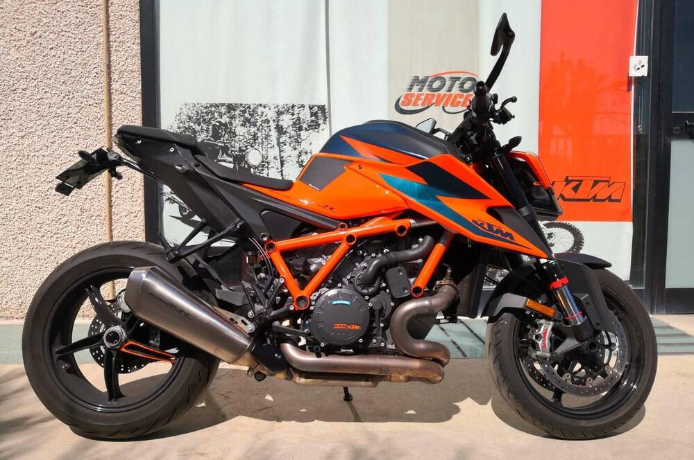 KTM 1290 Super Duke R (2021)