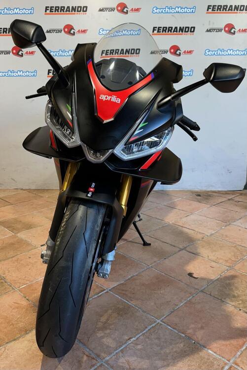 Aprilia RSV4 1100 Factory (2021 - 24) (4)