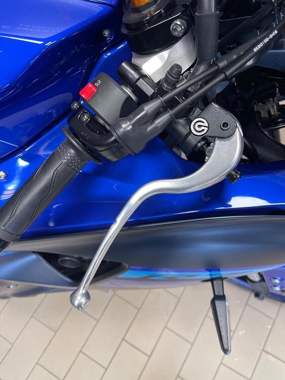 Yamaha YZF R7 (2021 - 24) (4)