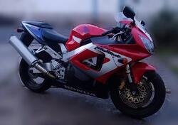 Honda CBR 900 RR Fireblade (2000 - 01) usata