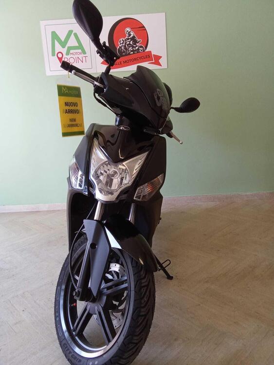 Kymco Agility 200i R16 + (2014 - 17) (2)