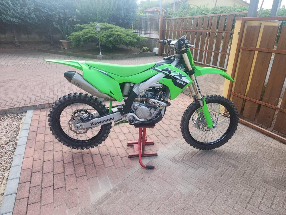 Kawasaki KX 250 (2024) (2)