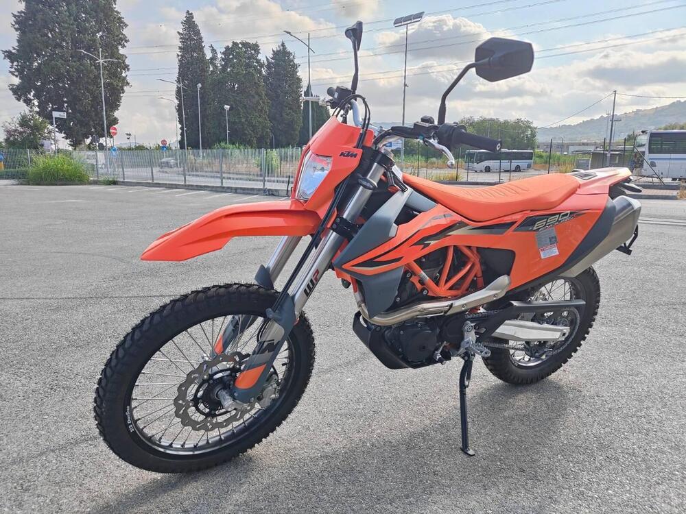 KTM 690 Enduro R (2022 - 24) (5)