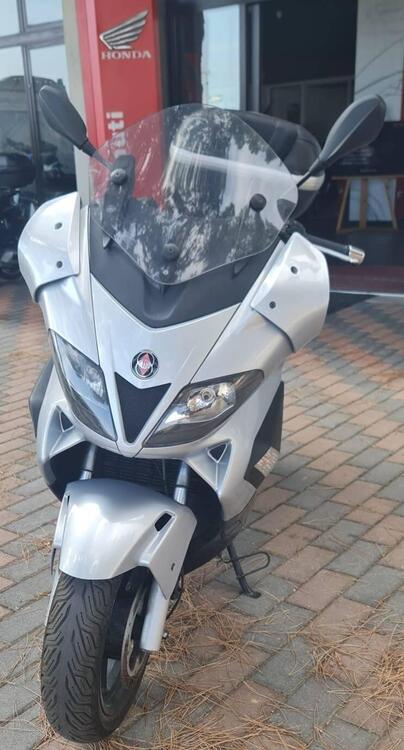 Gilera Nexus 250 (4)
