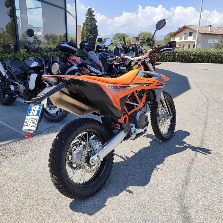 KTM 690 Enduro R (2022 - 24) (3)