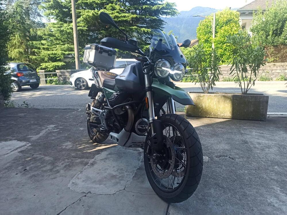 Moto Guzzi V85 TT Centenario (2021 - 22) (3)