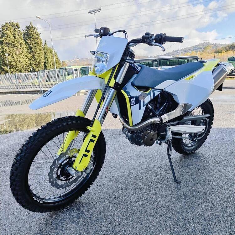 Husqvarna 701 Enduro (2023 - 24) (3)