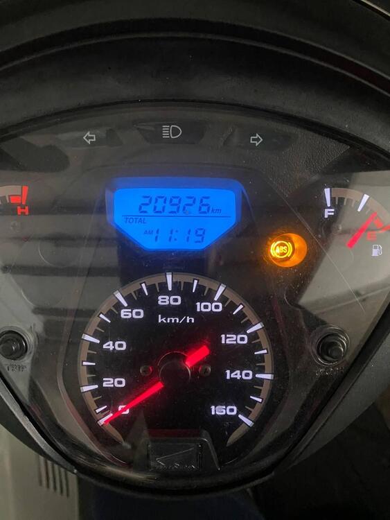 Honda SH 150 i ABS (2013 - 16) (4)