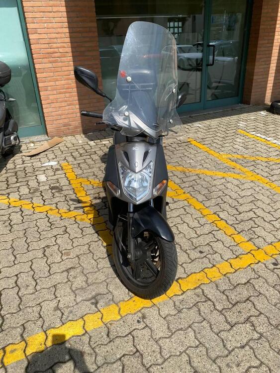 Kymco Agility 150 R16 (3)