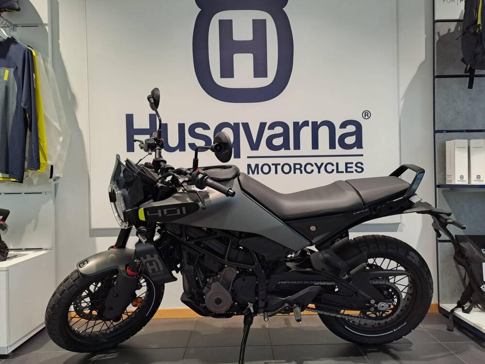 Husqvarna Svartpilen 401 (2024)