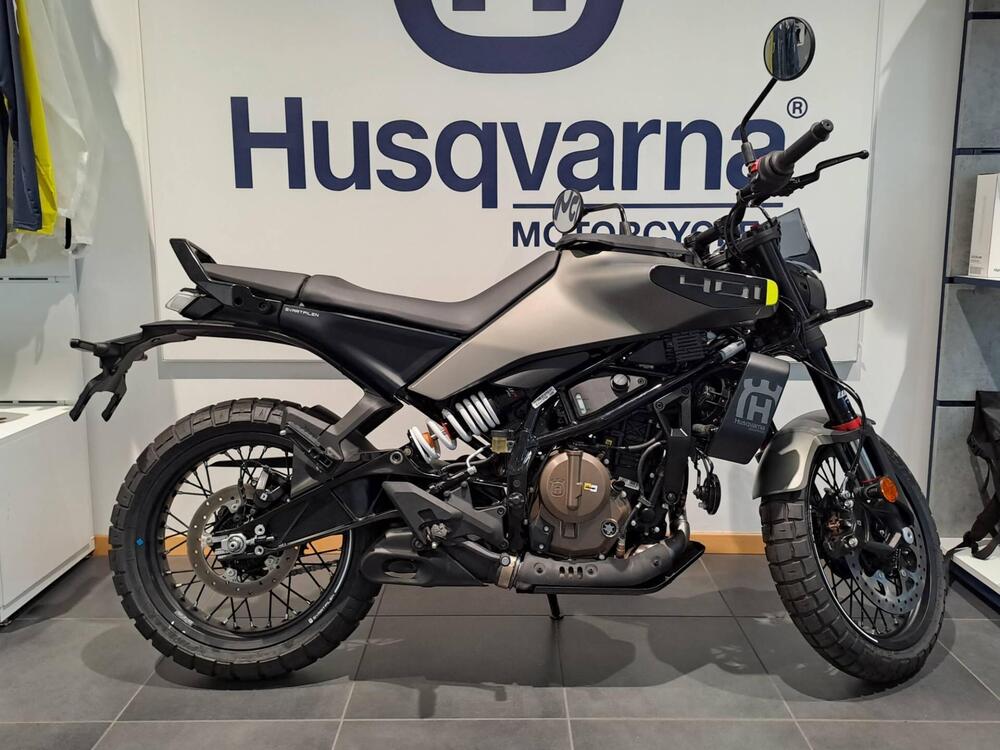 Husqvarna Svartpilen 401 (2024) (4)