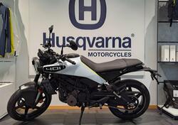 Husqvarna Vitpilen 401 (2024) nuova