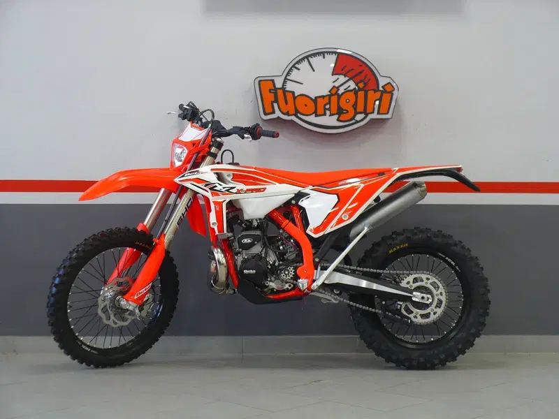 Betamotor RR X-PRO 430 4T Enduro (2026) (2)