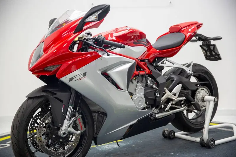 MV Agusta F3 800 EAS ABS (2013 - 17) (3)
