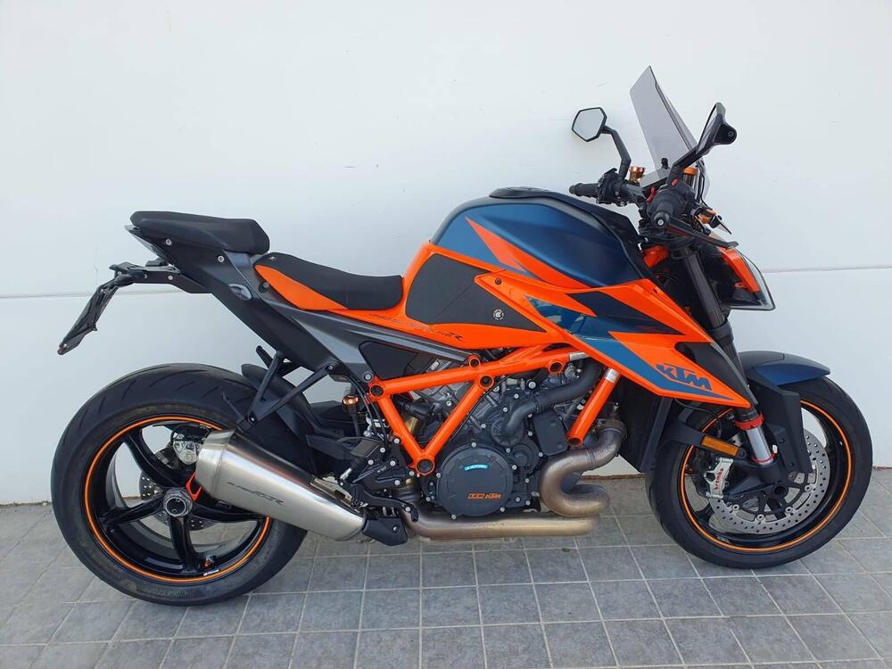 KTM 1290 Super Duke R (2021) (5)