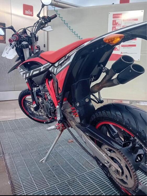 Betamotor RR 125 4T Motard LC (2018 - 20) (2)