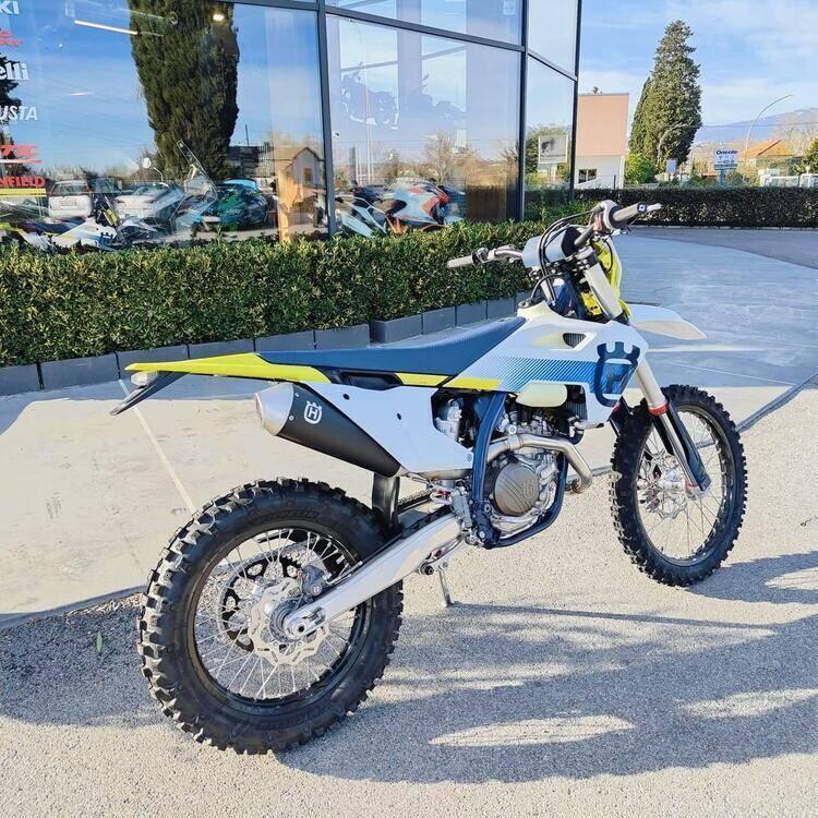 Husqvarna FE 450 (2024) (4)