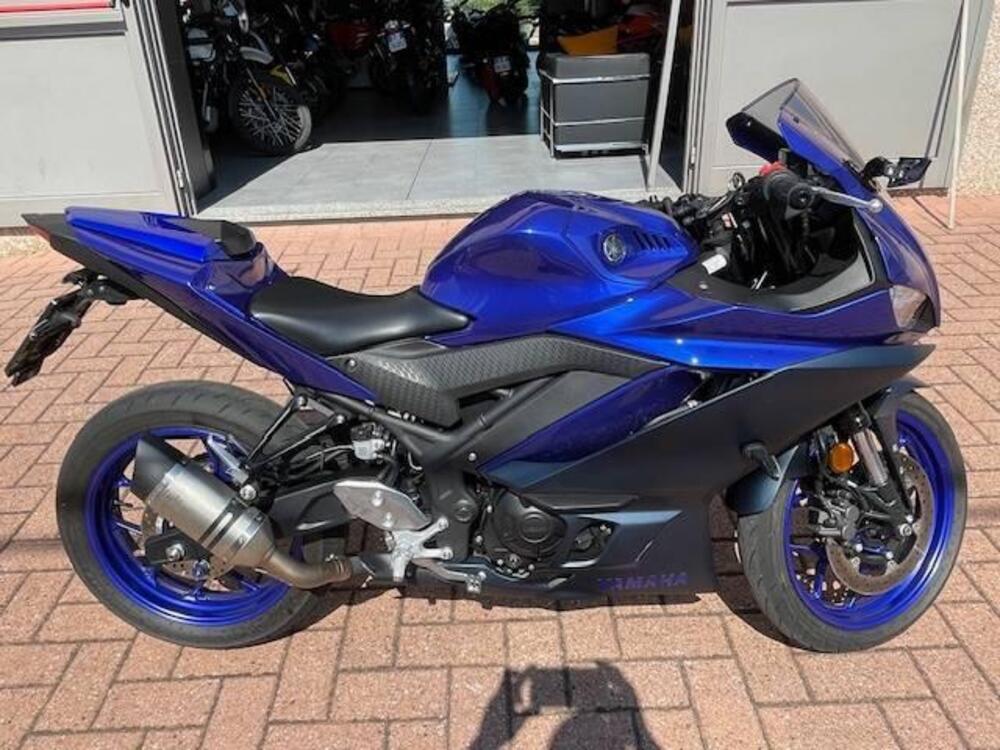 Yamaha YZF R3 (2021 - 24) (2)