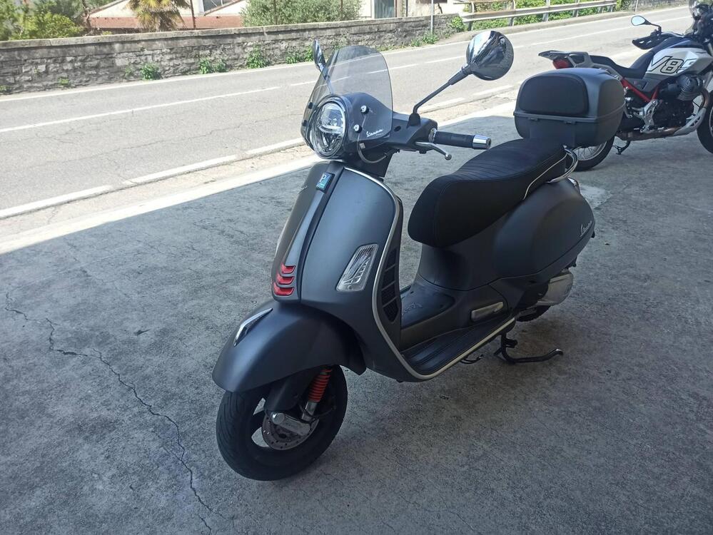 Vespa GTS 300 Super Sport (2017 - 19) (4)