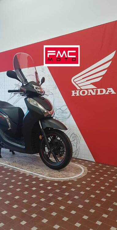 Honda SH 300 i Sport ABS (2018 - 20) (2)