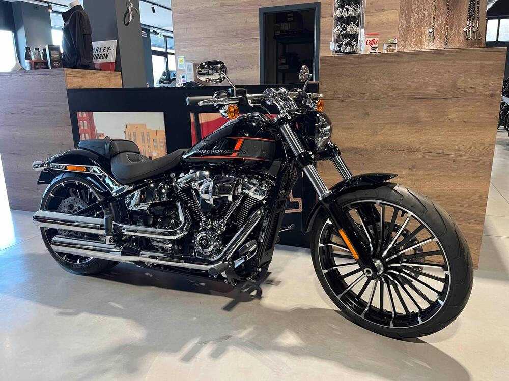 Harley-Davidson Breakout 117 (2023 - 24)