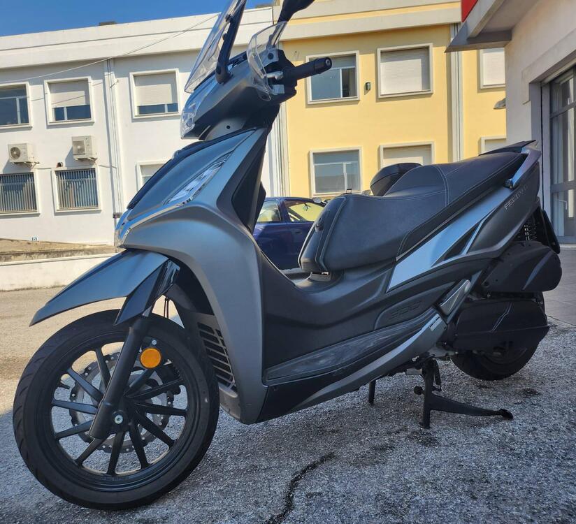 Kymco Agility 300i (2021 - 24) (4)