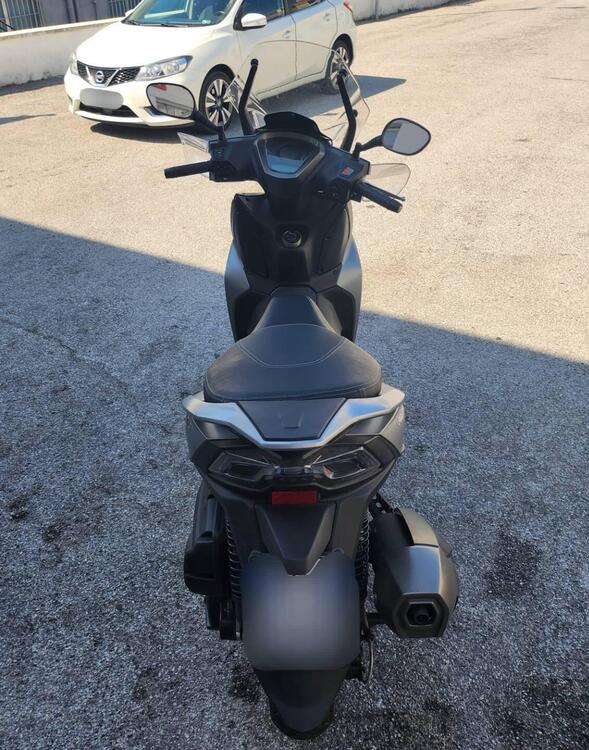 Kymco Agility 300i (2021 - 24) (3)