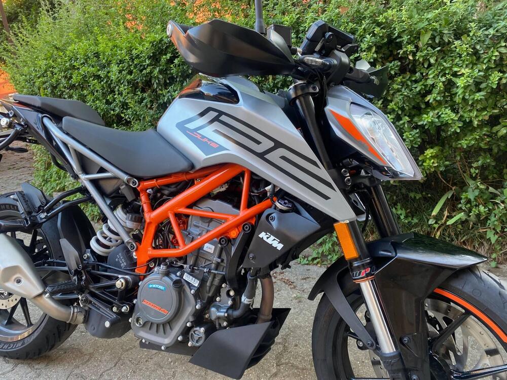 KTM 125 Duke (2021 - 23) (4)