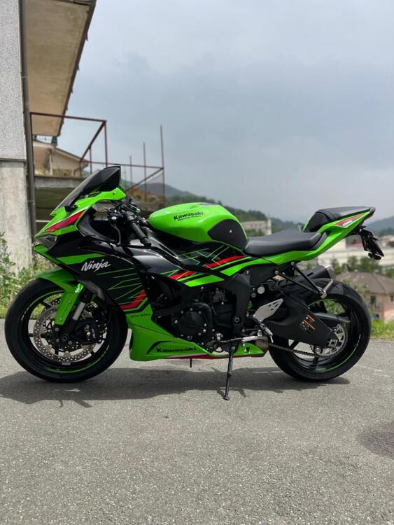 Kawasaki Ninja 636 ZX-6R (2024 - 25) (2)