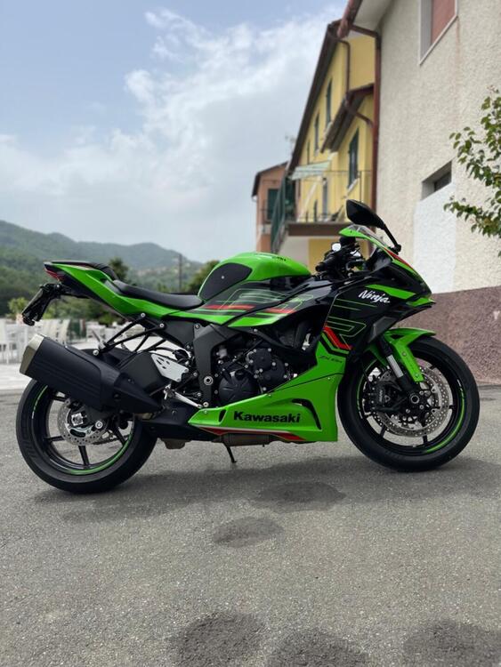 Kawasaki Ninja 636 ZX-6R (2024) (3)