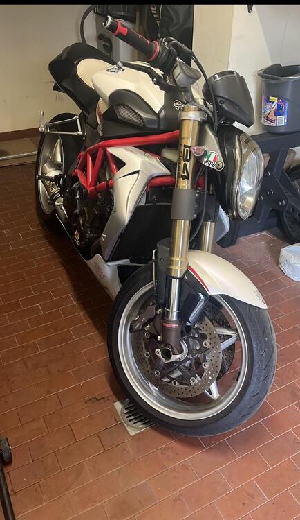 MV Agusta Brutale 910 S (2005 - 11) (5)