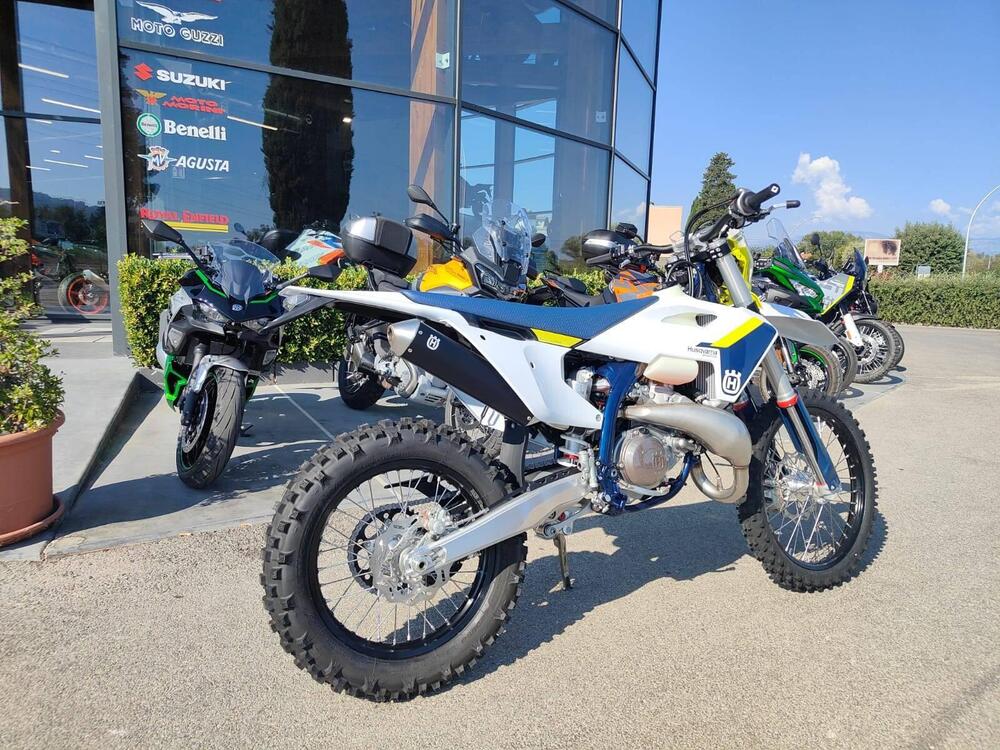 Husqvarna TE 250 (2025) (5)