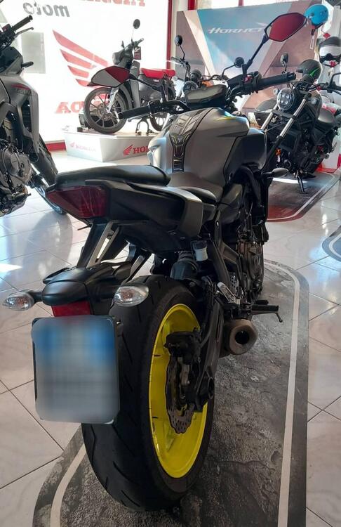 Yamaha MT-07 (2018 - 20) (3)