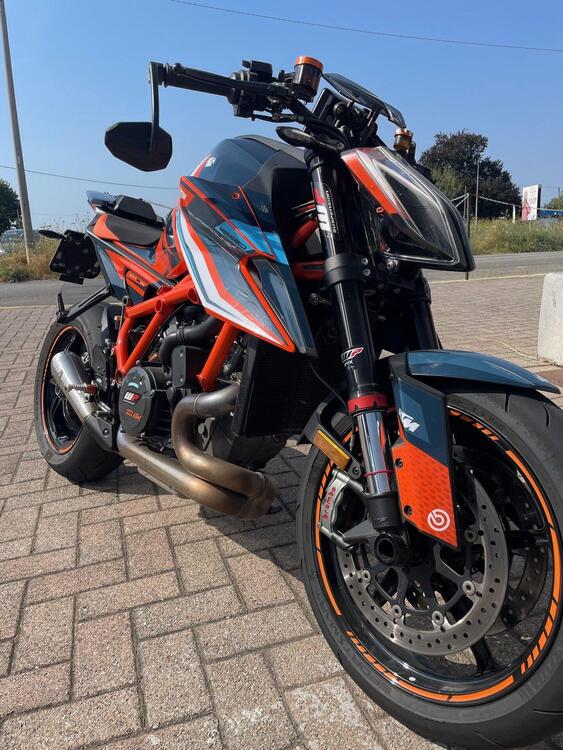 KTM 1290 Super Duke R (2020)