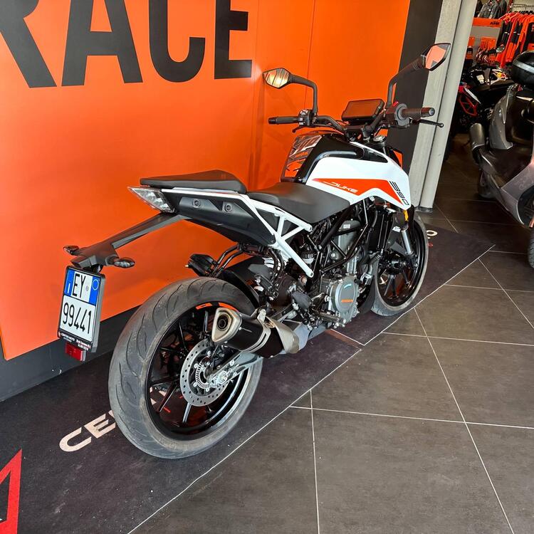 KTM 390 Duke (2021 - 23) (5)