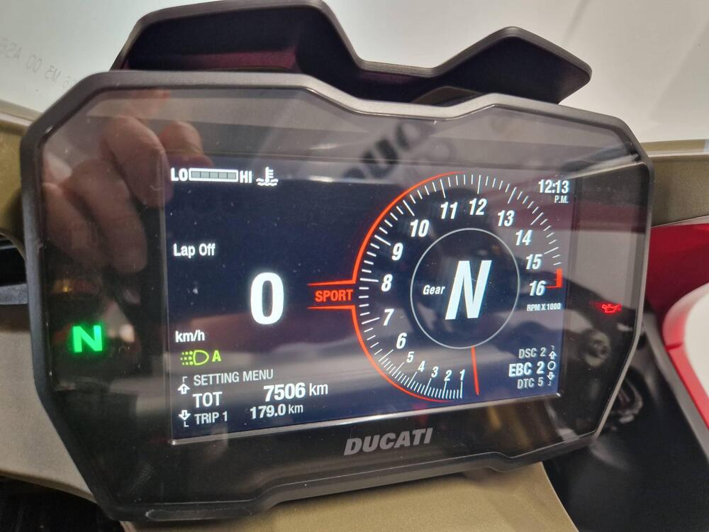 Ducati Panigale V4 S (2022 - 24) (3)