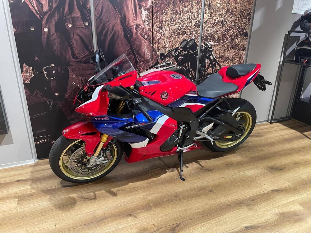 Honda CBR 1000 RR-R Fireblade SP (2020 - 21) (2)