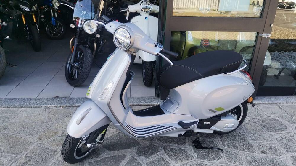 Vespa Primavera 125 Tech (2024)