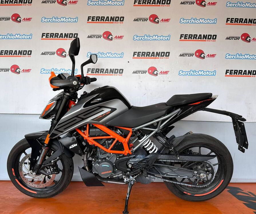 KTM 125 Duke (2021 - 23) (4)