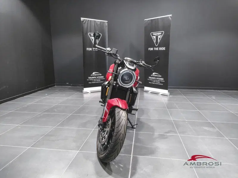 Moto Morini SEIEMMEZZO STR (2022 - 26) (5)