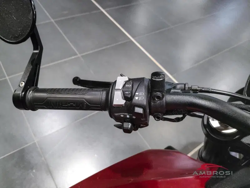 Moto Morini SEIEMMEZZO STR (2022 - 26) (9)