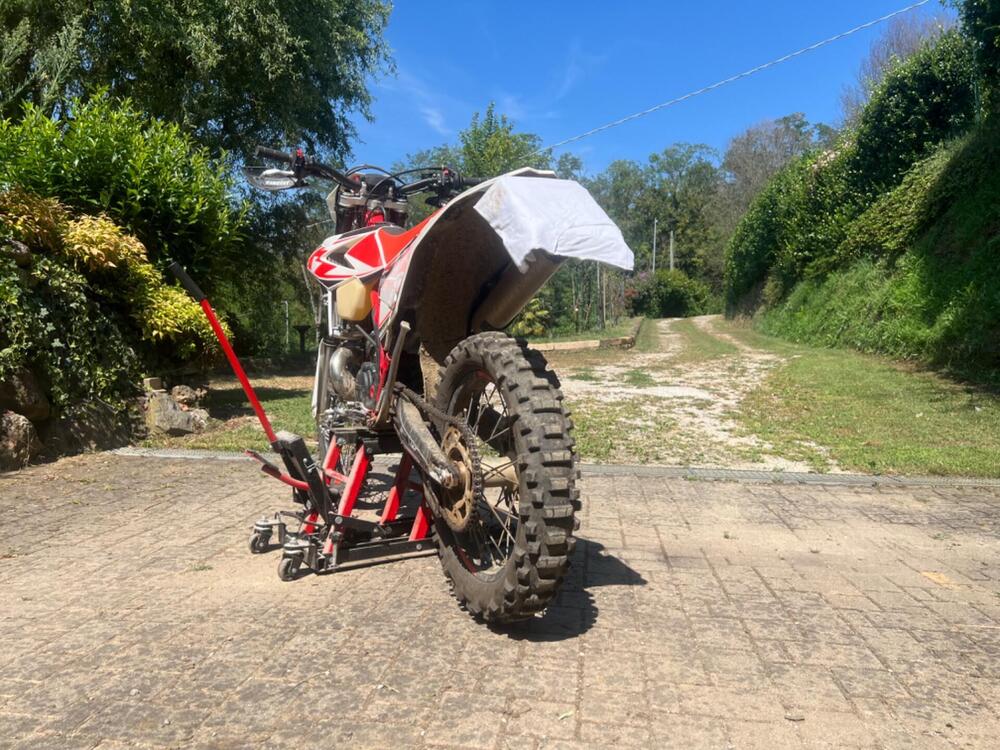 Betamotor RR 300 2T Enduro (2019) (5)