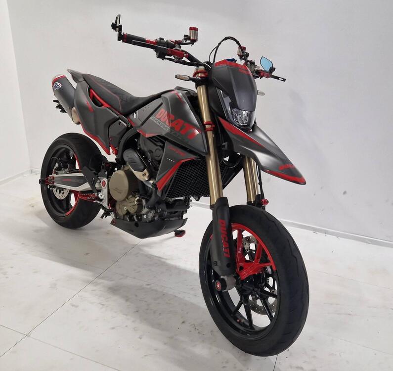 Ducati Hypermotard 698 Mono RVE (2024) (5)