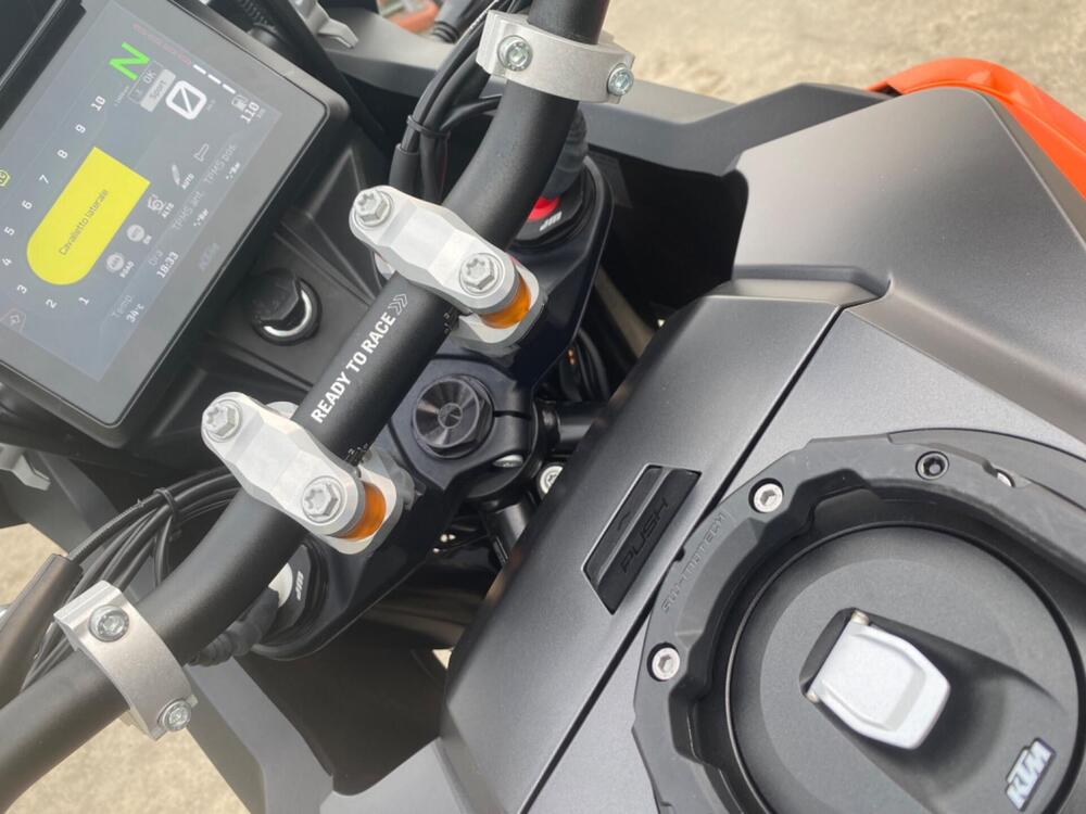 KTM 1290 Super Adventure S (2022 - 24) (2)