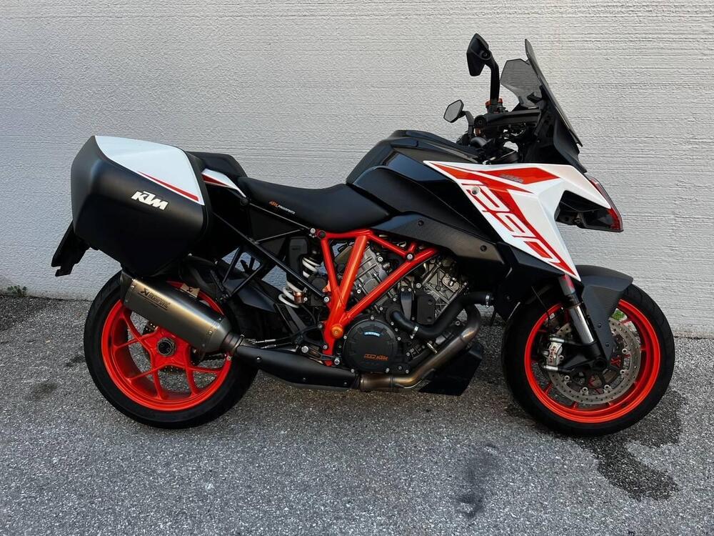 KTM 1290 Super Duke GT (2019 - 20)