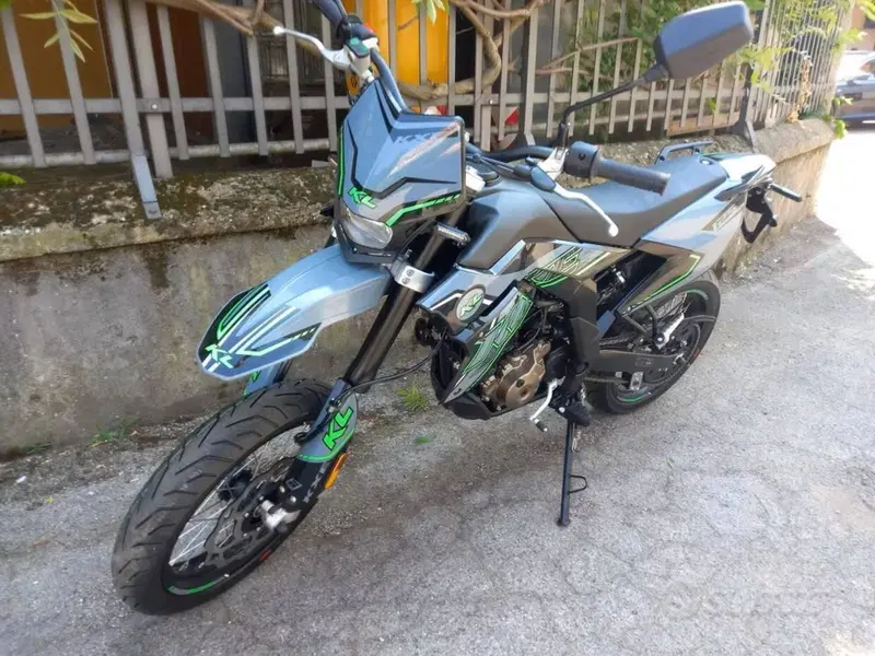 Kl KXE 125 Motard (2022 - 24) (2)