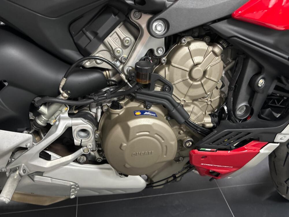 Ducati Streetfighter V4 1100 (2021 - 22) (4)