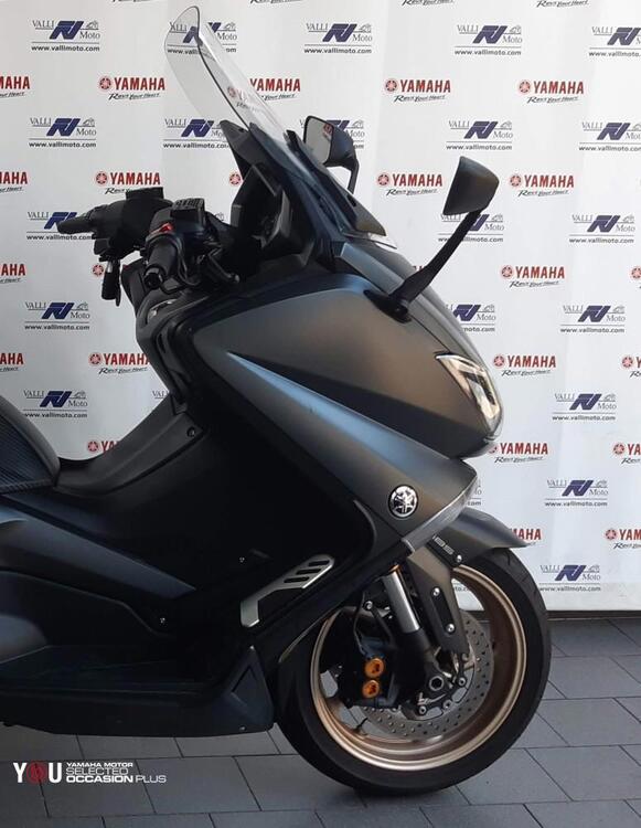 Yamaha T-Max 530 Iron Max ABS (2014 - 17) (2)