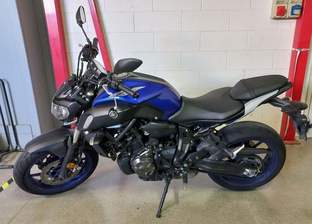 Yamaha MT-07 (2018 - 20) (2)