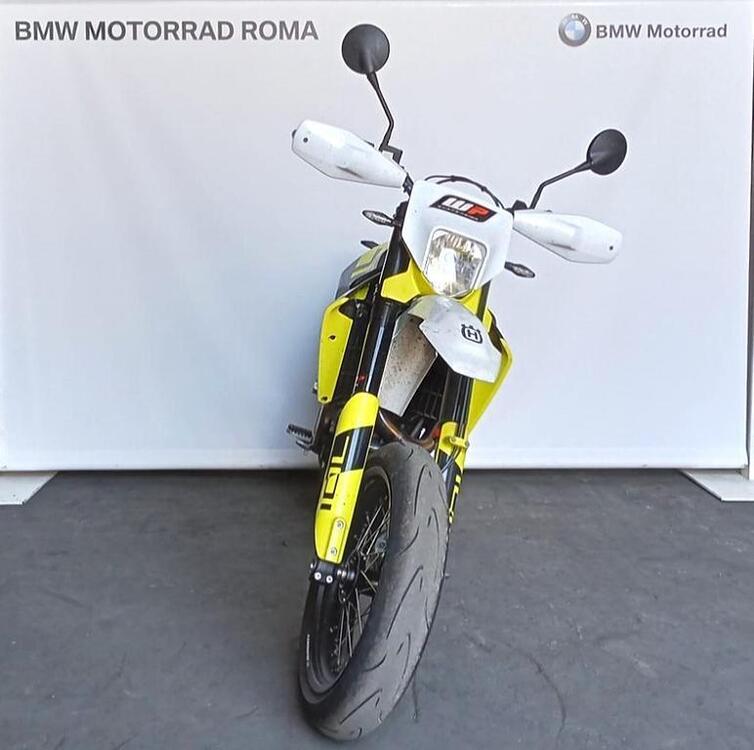 Husqvarna 701 Supermoto (2023 - 24) (3)